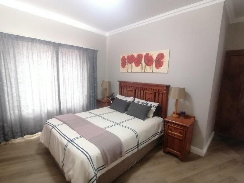 5 Bedroom Property for Sale in Monte Christo Western Cape